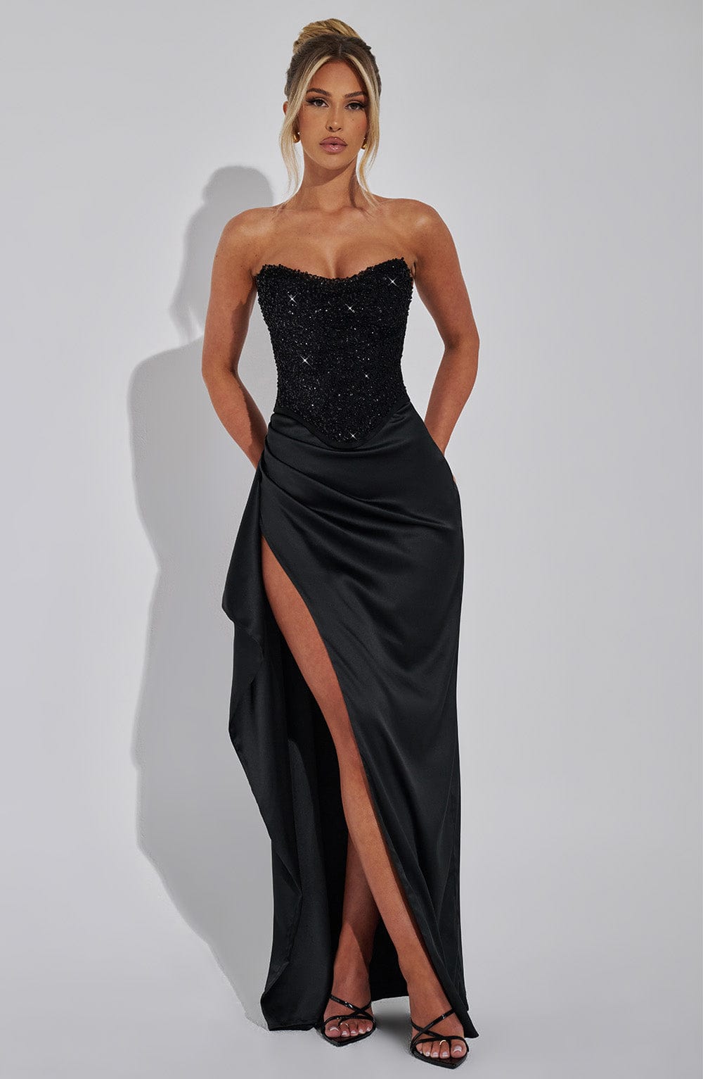 Emrielle Maxi Dress – Black