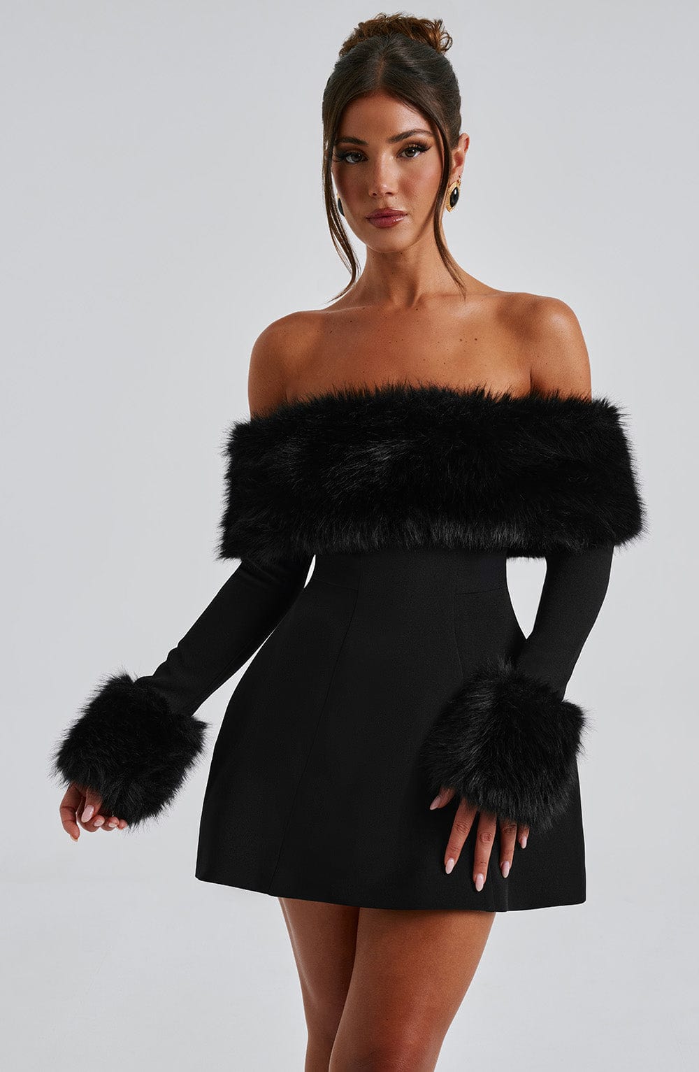 Villanelle Mini Dress – Black