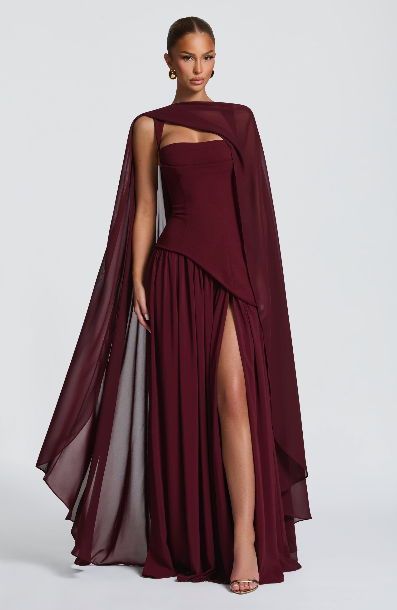 Romy Cape – Cherry Lacquer