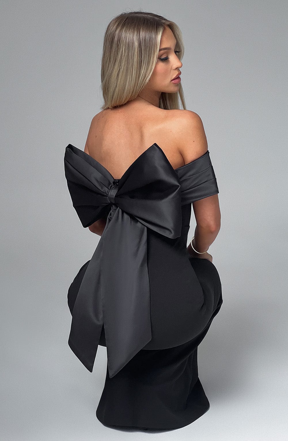 Joanna Maxi Dress – Black