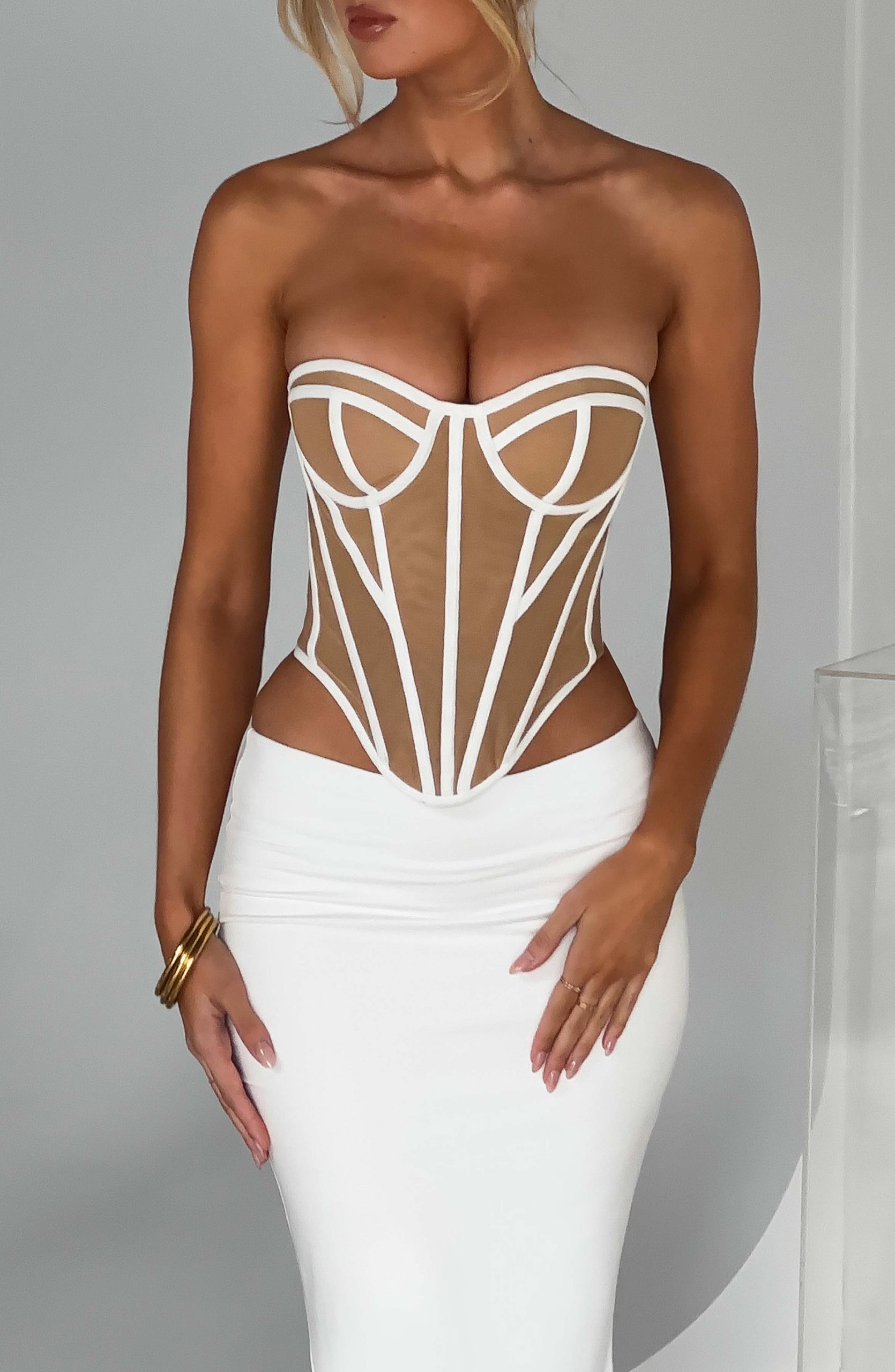 Santanna Corset – Ivory/Nude